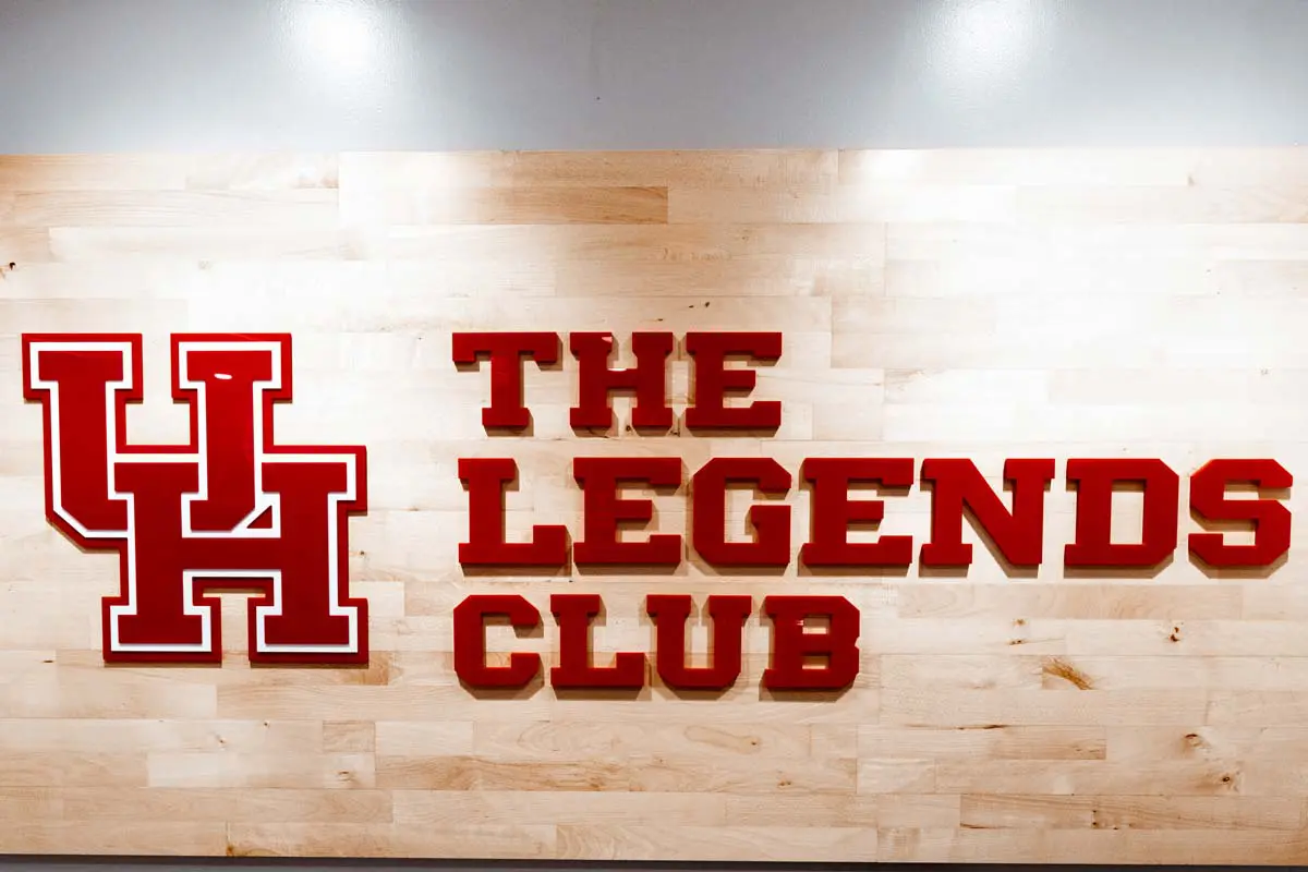 legends club sign