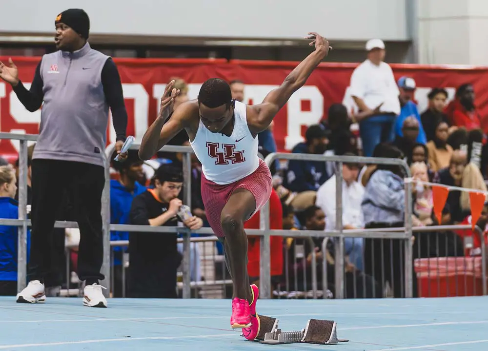 track runner